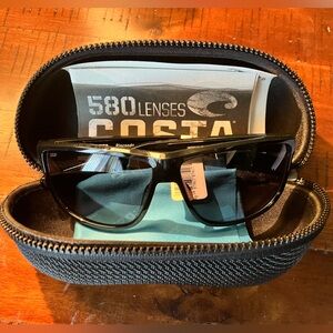 Costa Rincondo sunglasses with case